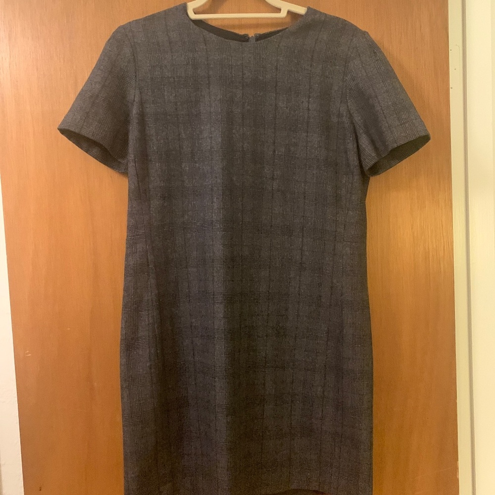 Aritzia Babaton wool/cashmere sheath dress